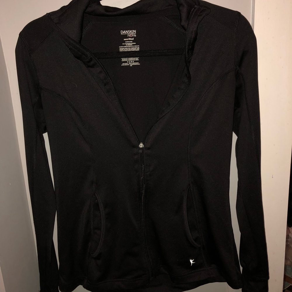 Black work out zip up sweater